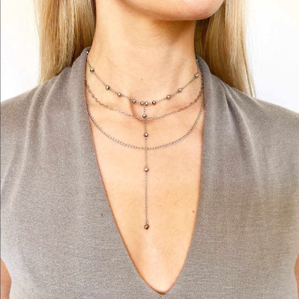 ✨NWT!  Two Necklaces in One! Silver Glass Necklace